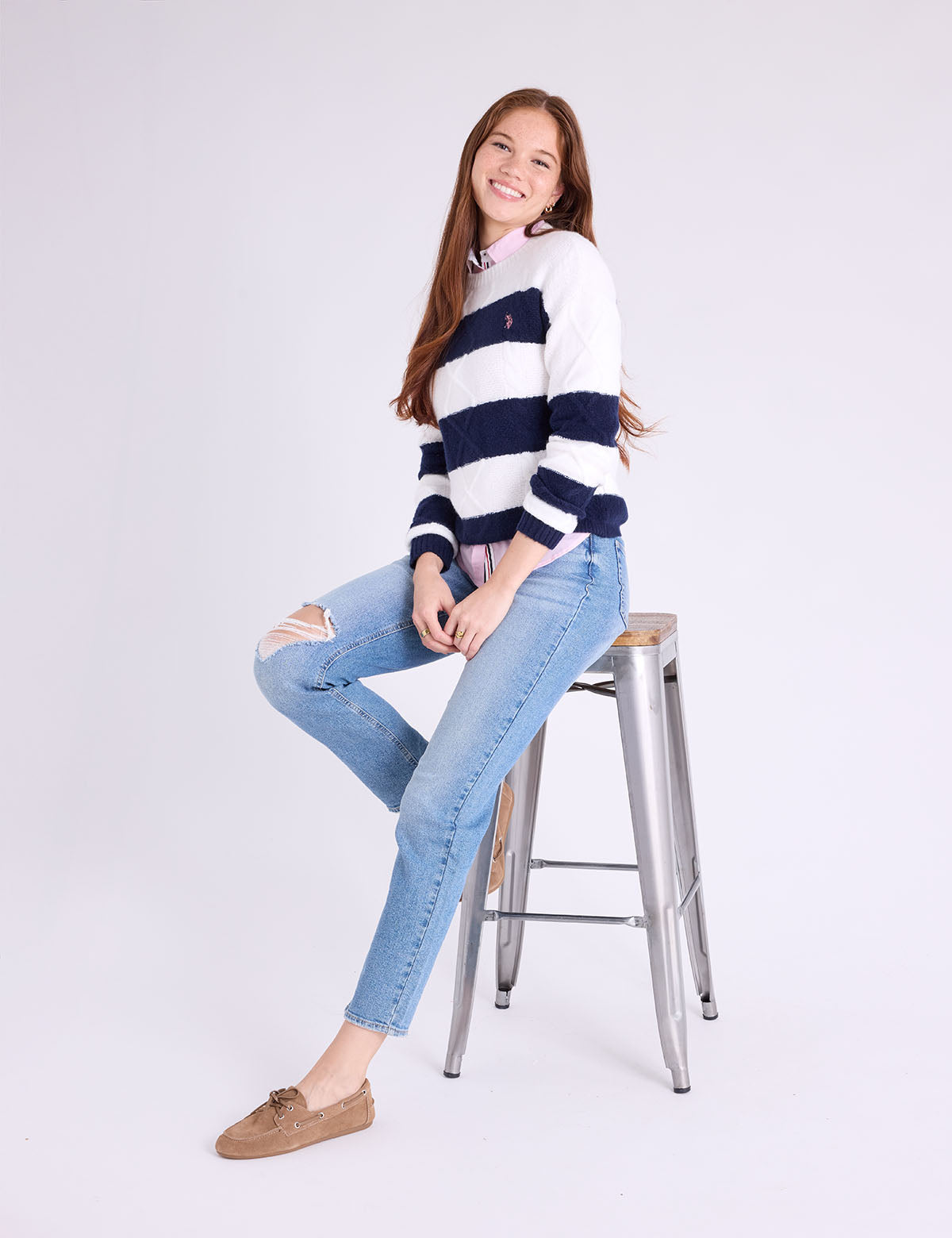 CABLE CREW NECK SWEATER