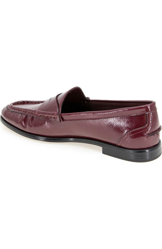 Reaction Kenneth Cole Zoila Penny Loafer (Women)