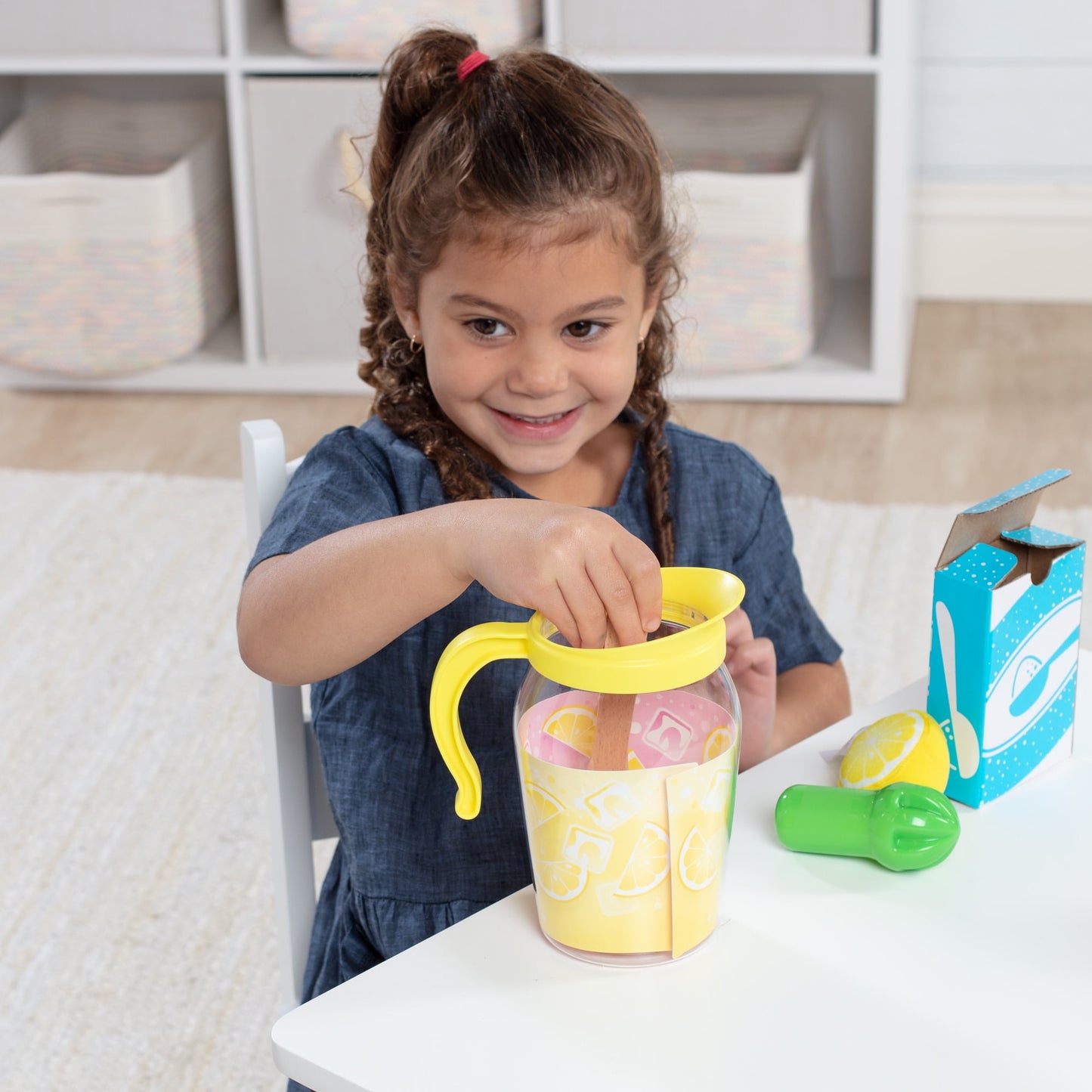 Walmart Melissa & Doug Lemonade Pretend Play Food and Drink Toy for Toddlers, Preschoolers, and Kids Ages 3+ - FSC Certified