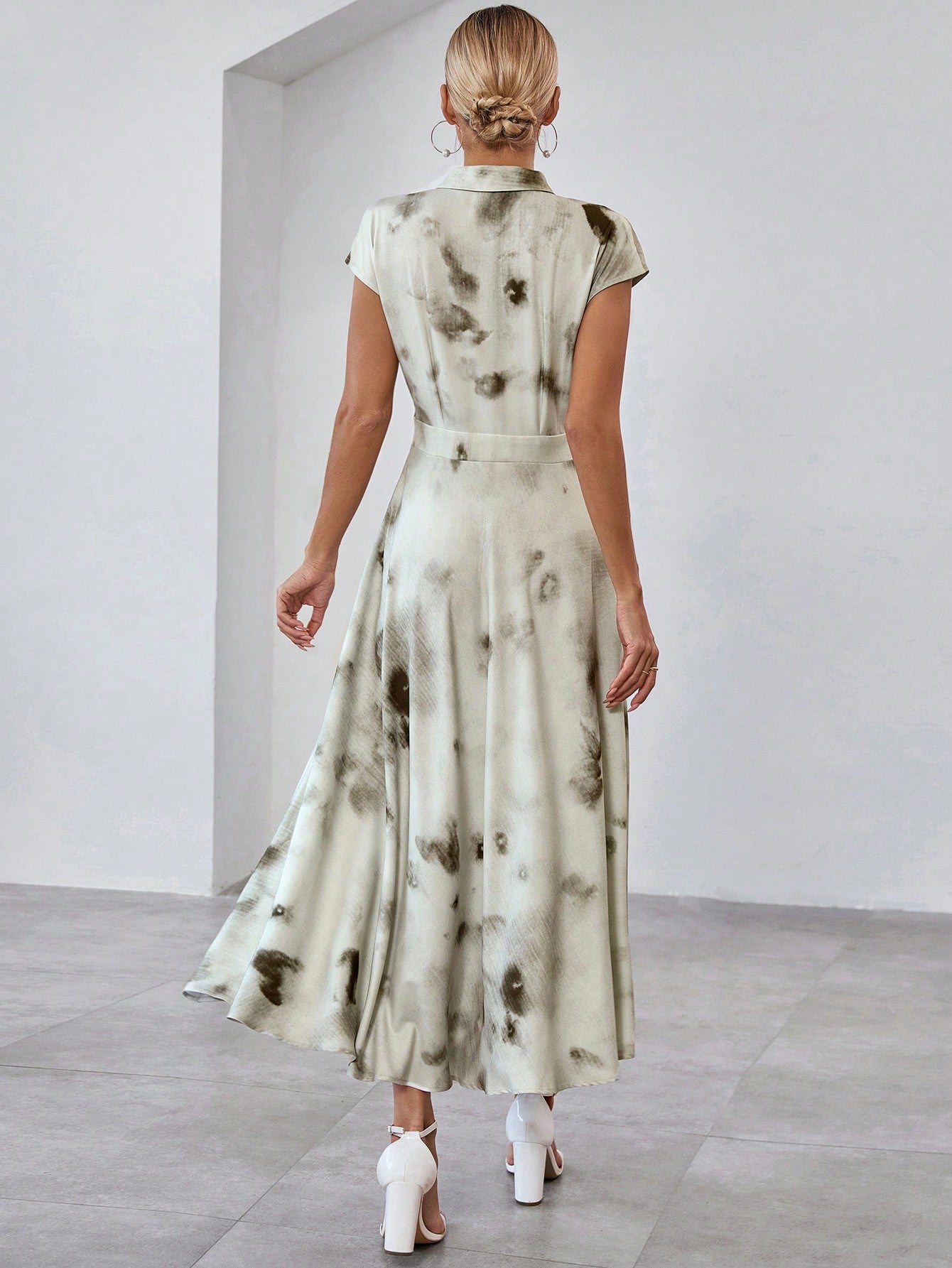 SHEIN BIZwear Tie-Dye Printed Dress