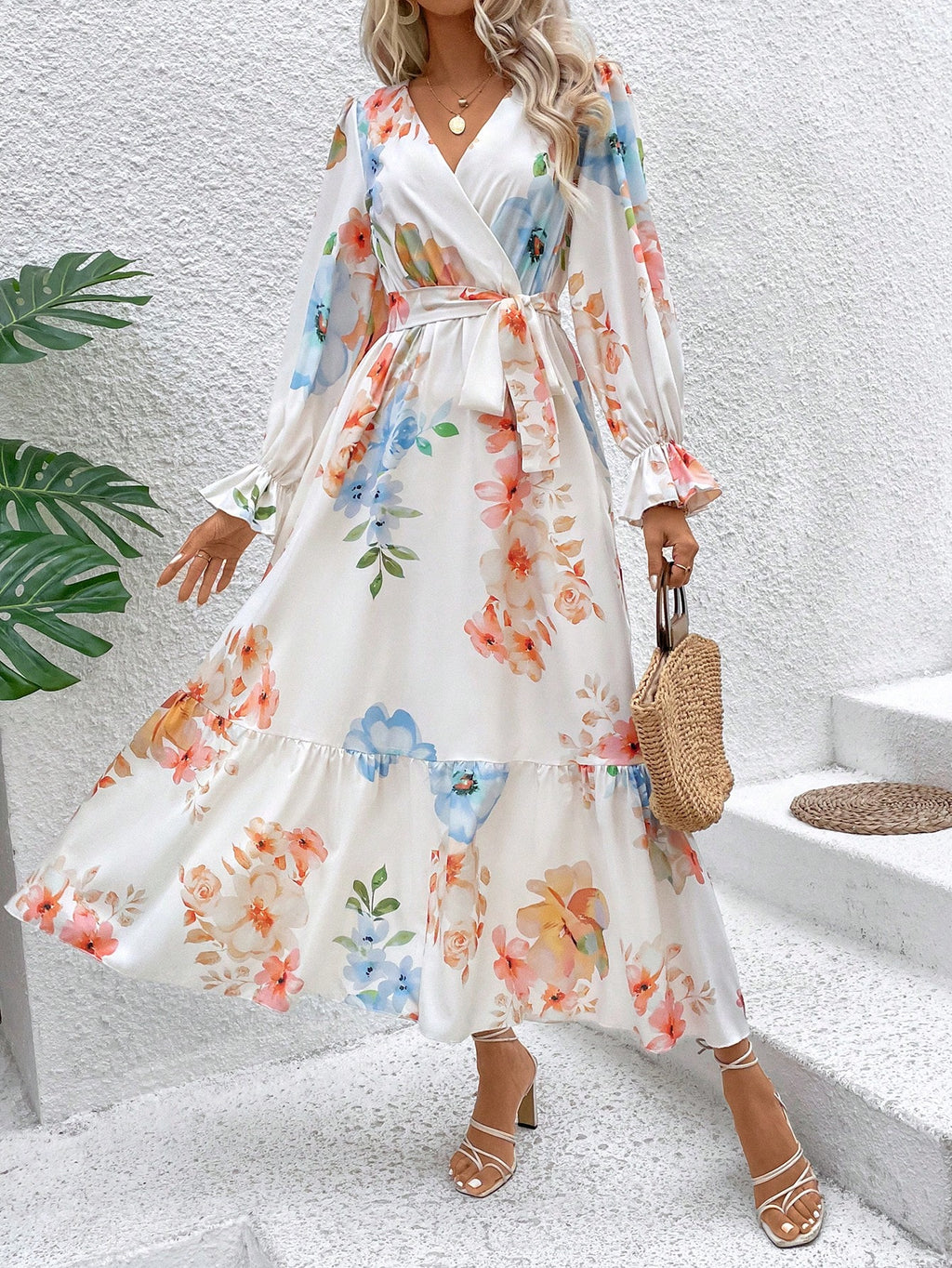 SHEIN VCAY Women's Floral Print Bell Sleeve Dress