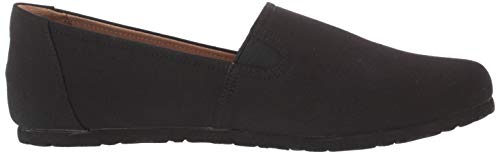 Amazon Essentials Women's Casual Slip-On Canvas Flat