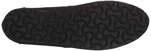 Amazon Essentials Women's Casual Slip-On Canvas Flat