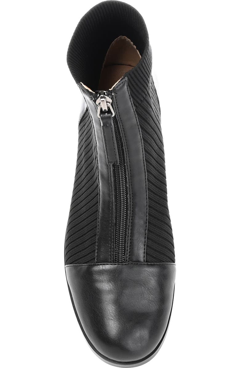 Journee Collection Bexlie Bootie (Women)