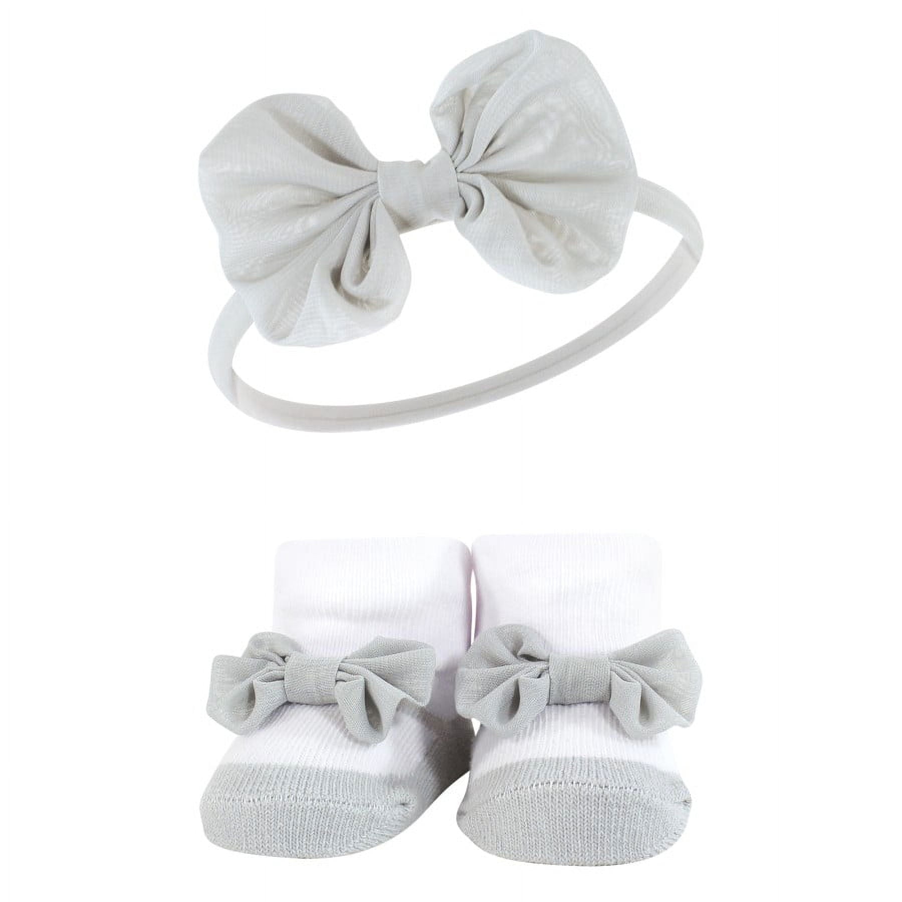 thumbnail image 4 of Hudson Baby Headband and Socks Giftset, 6-Piece, 0-9 Months, 4 of 5