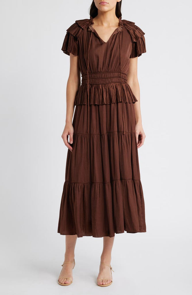 MOON RIVER Tiered Plissé Midi Dress