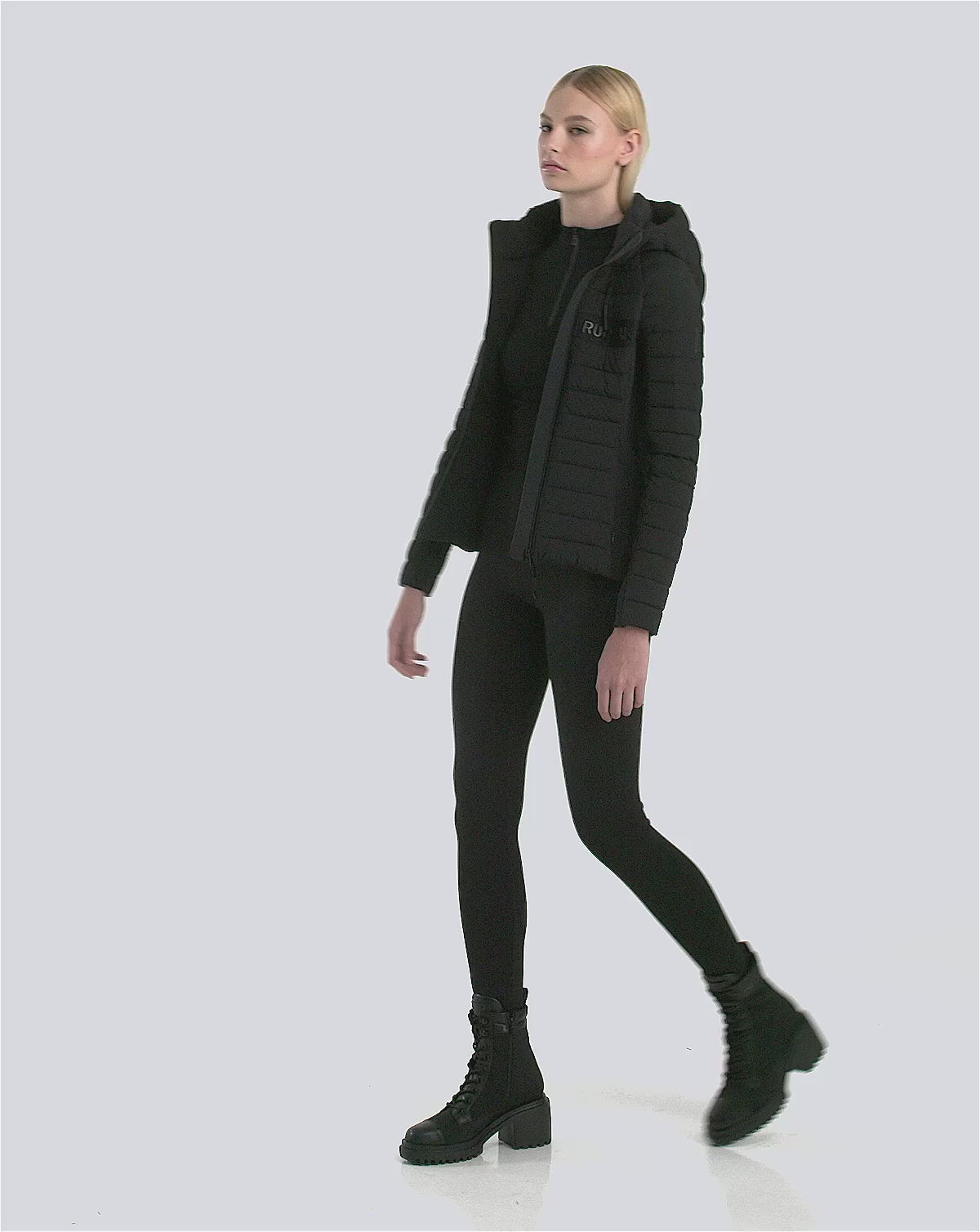 ALANA WOMEN'S MATTE XTRALIGHT DOWN JACKET