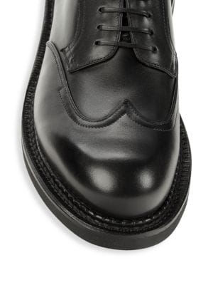 Salvatore Ferragamo
 Wingtip Chunky Leather Bluchers