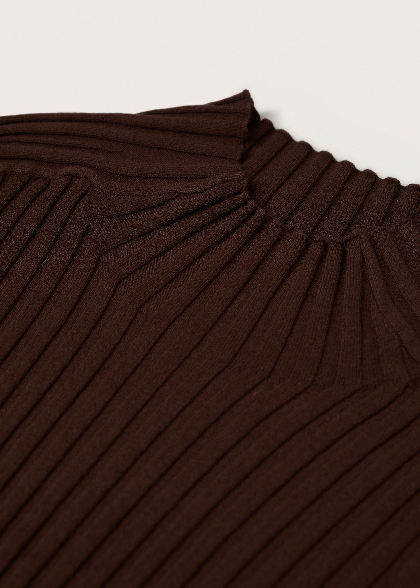 Ribbed knit sweater - Details of the article 8