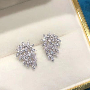 Huitan Novel Clear Cubic Zirconia Stud Earrings for Women Fashion Luxury Wedding Accessories Fancy Girls Earrings Party Jewelry