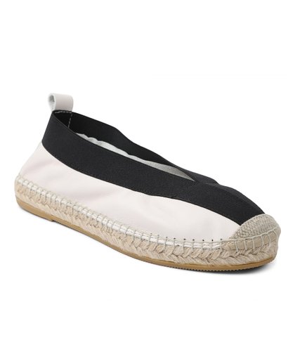 Ivory & Black Lulu Flat - Women